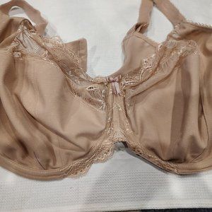 Elomi Meredith, 44G UK/44I US